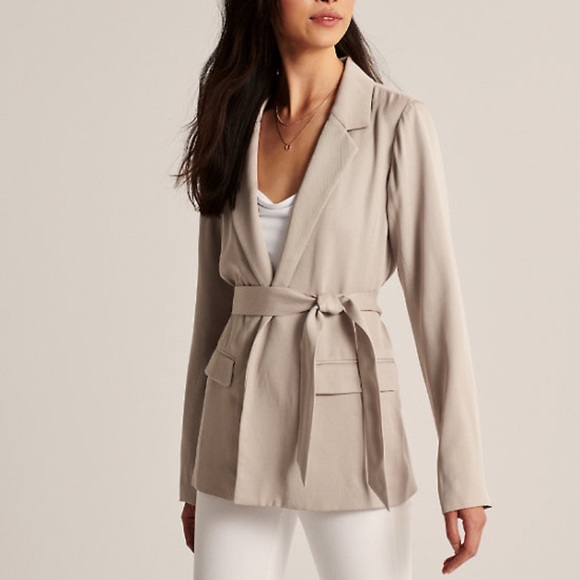 SOLD Abercrombie and Fitch blazer - Picture 5 of 7